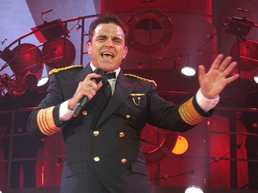 Robbie Williams performing in sailor outfit, Berlin 2014